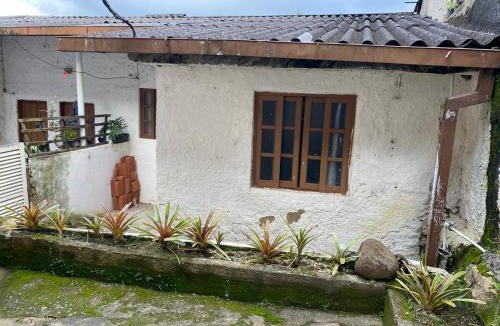 Teresopolis House | Casa aconchegante com dois quartos mais área externa