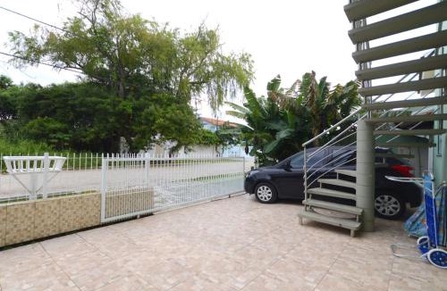 Daniela House | Casa aconchegante na praia da Daniela