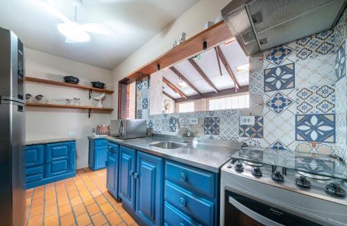 Castelo Branco House | Casa aconchegante perto da praia HN6078