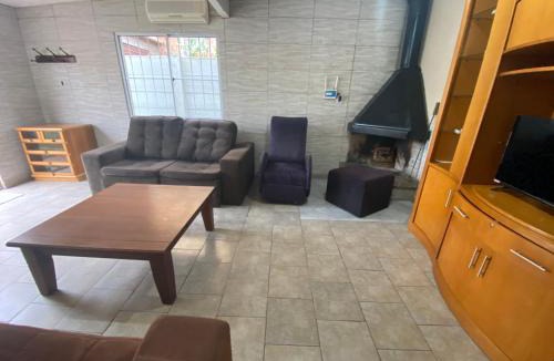 Chui House | Casa agradável com lareira