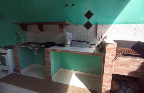 Alter do Chao House | Casa Alter do Chão Natureza accommodates 15 people in beds and mattresses.