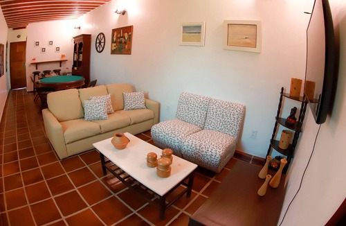 Costazul House | Casa Amarela Colonial - Beach house with pool