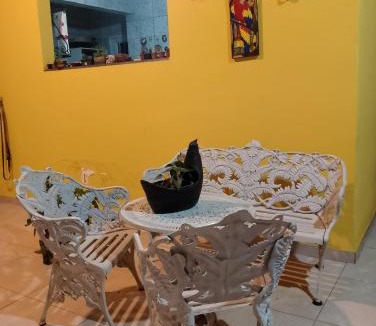 Santa Monica House | Casa Amarela-Quartos
