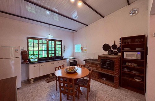 Sao Roque House | Casa Amarela, Refúgio na natureza Rota do vinho