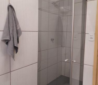 Uberaba House | Casa ampla 4 quartos perto ABCZ-Centro-Rodoviária