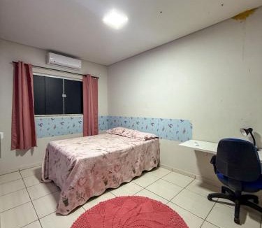 Chapada dos Guimaraes House | Casa ampla com vista pra mata