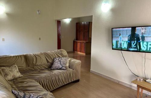 Foz do Iguacu House | Casa ampla com 02 suítes e 01 quarto próx das Cataratas e Aeroporto