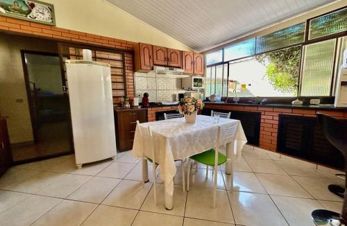 Foz do Iguacu House | Casa ampla com 02 suítes e 01 quarto próx das Cataratas e Aeroporto