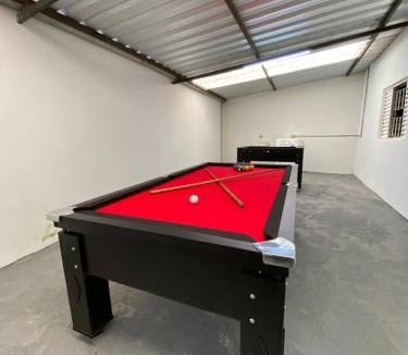 Sao Joao Novo House | Casa Ampla com Piscina, Churrasqueira, Bilhar, Pebolim, Ping-Pong