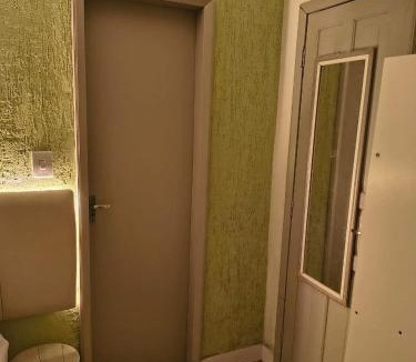 Volta Redonda Hotel | Casa ampla com suíte