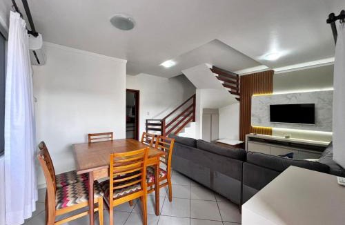 Nacoes House | Casa ampla e confortável em Balneário Camboriú