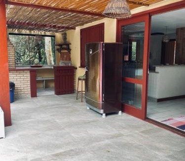 Praia Rasa House | Casa ampla em condomínio fechado com área de lazer completa
