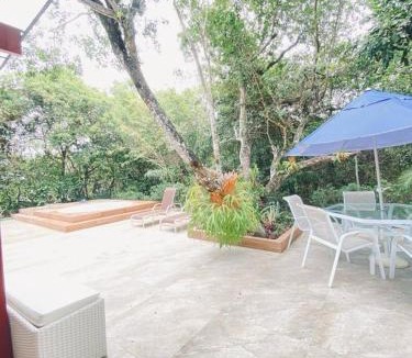 Praia Rasa House | Casa ampla em condomínio fechado com área de lazer completa