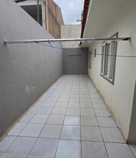 Umuarama House | Casa ampla mobiliada com estacionamento para até 5 veículos