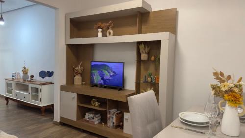 Gloria House | Casa Bairro Glória - 4 PESSOAS - Praia com Turismo de Compras - 2 quartos com ar condicionado split - 200 metros da Chocolates Garoto - 2 km da Praia da Costa, 2 vagas de garagem, Rede para Descanso e Wi-Fi 600 megas - Melhor localização!
