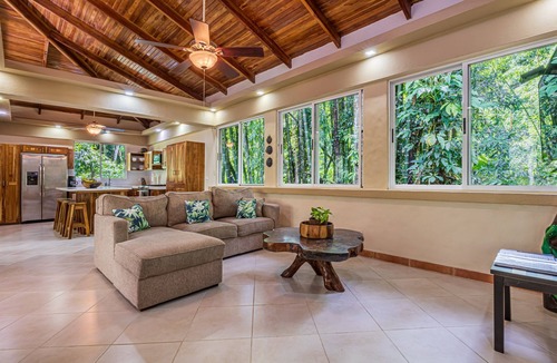 Manuel Antonio House | Casa Bamboo | 4-Bedroom Colonial Jungle Villa | Private Pool | Manuel Antonio