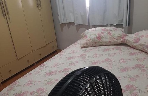 Penha House | Casa bem localizada! 1km da praia!