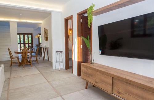 Pecém House | Casa Blue Parrot – Um Paraíso na Praia da Taíba