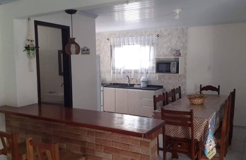 Balneario Arroio do Silva House | Casa Proximo ao Mar, com Mesa de Sinuca