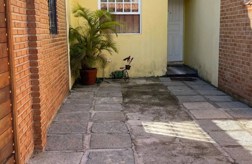 Mangueira House | Casa Bromélia ! A 10 a 15 Minutos do Centro Caminhado