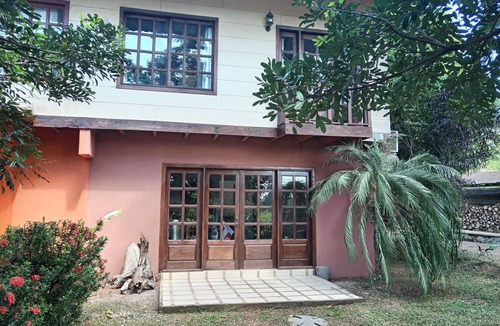 Javilla House | Casa Bugambilia