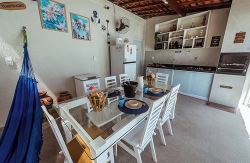 Ponta de Matos House | Casa c 4 suítes, Piscina, Churrasqueira e Garagem