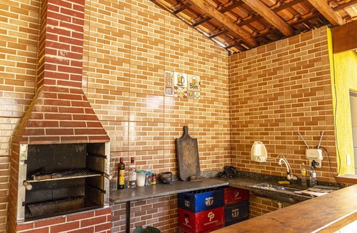 Itanhaem House | Casa c Wi-Fi, piscina e churrasqueira em Itanhaém