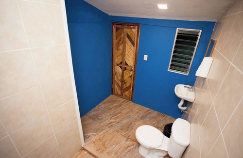 Leon House | Casa Caballito 1BR, AC + Garage, Near Cathedral