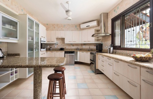 Florianopolis House | Casa Cacupé: 180° Ocean View · Swimming Pool, BBQ, Beach 100m away