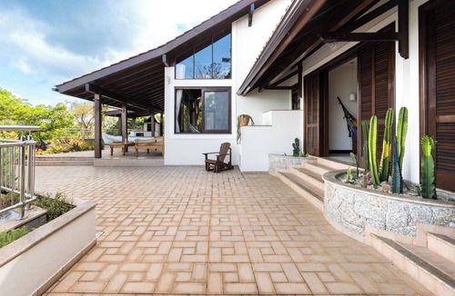 Florianopolis House | Casa Cacupé: 180° Ocean View · Swimming Pool, BBQ, Beach 100m away