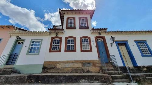 Tejuco House | Casa Calêndula
