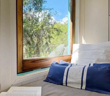 San Martin de los Andes Ski Chalet | Casa Calvé 2 tinys house con Vista, Bosque Privado ideal 2 Parejas