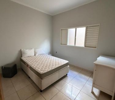 Franca House | Casa Cambuí Molina