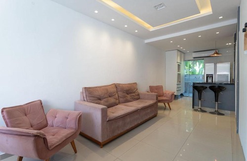 Jacarepagua House | Casa Climatizada com Hidromassagem em Jacarepagua