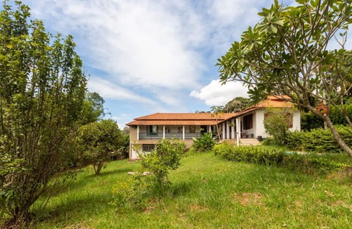 Congonhas House | Casa Colonial em Congonhas Natureza e Conforto