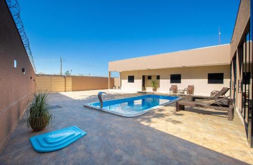 Jardim Paraiso House | Casa com 5 suítes próximo ao lago Corumbá