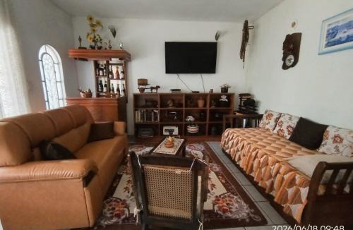 Guaratingueta House | CASA com ACOMODAÇÃO para 6 PESSOAS