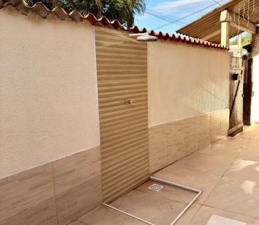 Mambucaba House | Casa com Ar e Churrasqueira na Prainha de Mambucaba