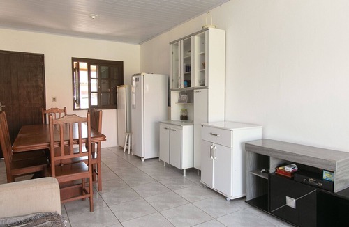 Cidreira House | Casa com churrasqueira próx à Praia de Cidreira/RS
