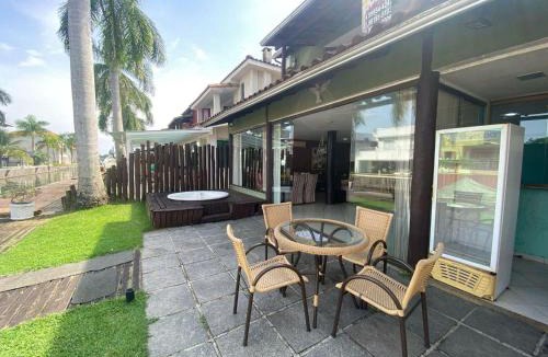 Japuiba House | Casa com deck navegável e jacuzzi em Angra dos Reis RJ - Praia da Ribeira