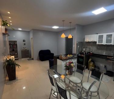 Reduto Apartment | Casa com garagem e 2 quartos
