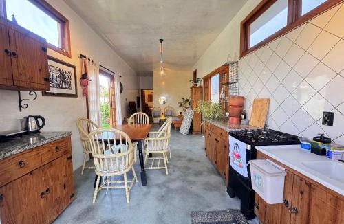Rio Vermelho Sul House | Casa com Jacuzzi Aquecida e Trilha p/Praia - SCR33
