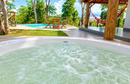 Alexania House | Casa com Jacuzzi Charme Corumbá