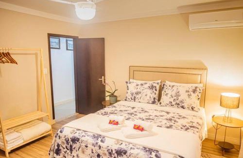 Centro House | Casa com Jardim no Centro de Jaraguá do Sul