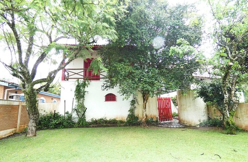 Guaeca House | Casa com muito lazer a 100m da Praia de Guaecá/SP