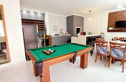 Itajai House | Casa com Piscina e Mesa de Sinuca Praia Central de Navegantes sc