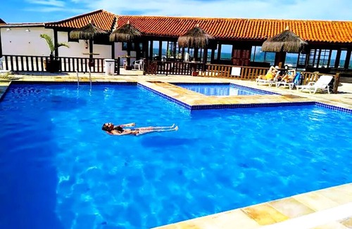 Praia Rasa House | Casa com piscina e churrasqueira em Búzios/RJ