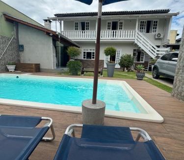 Jardim Iate Clube House | Casa com piscina Aquecida Balneário Camboriú CasaAlbertiBc