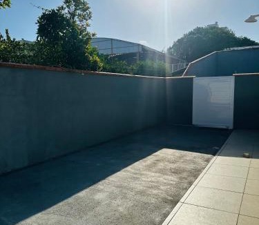 Centro House | Casa com Piscina a 100metros da Praia NavegantesSC- RECANTO DO JESA