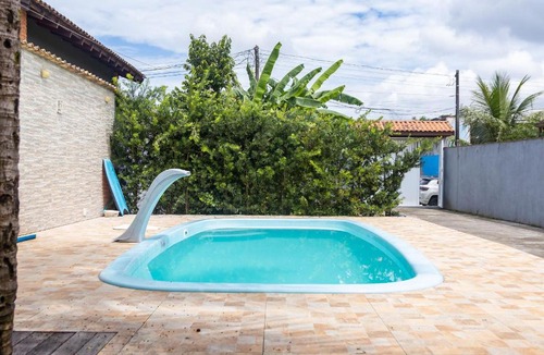 Balneario Mogiano House | Casa com piscina a 180m da Praia de Boraceia